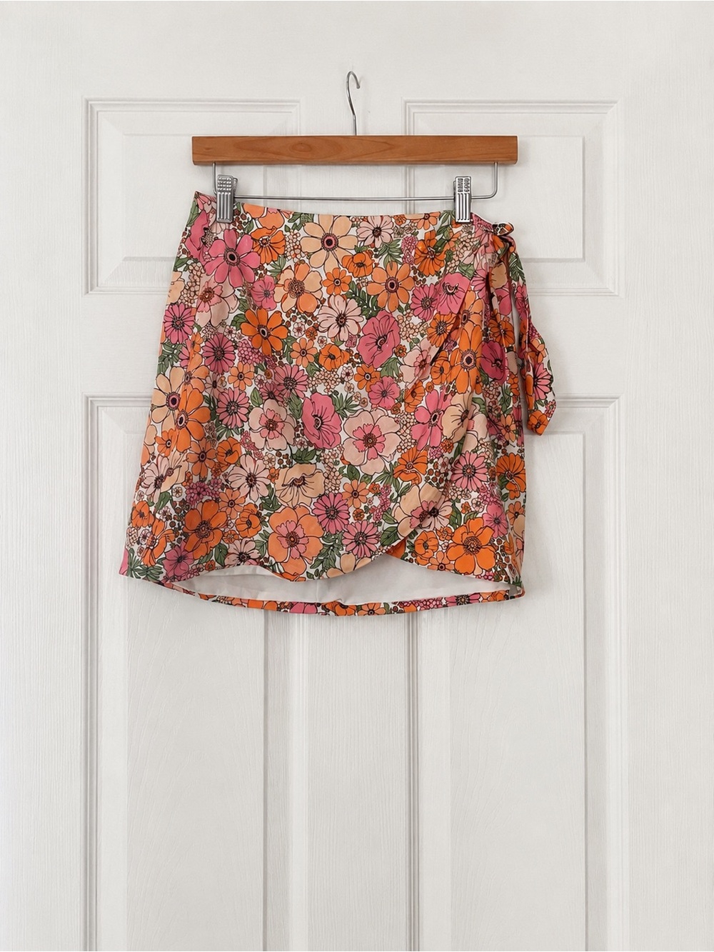 Gianni Bini Pink & Orange Floral Wrap Mini Skirt Summer Fashion 6